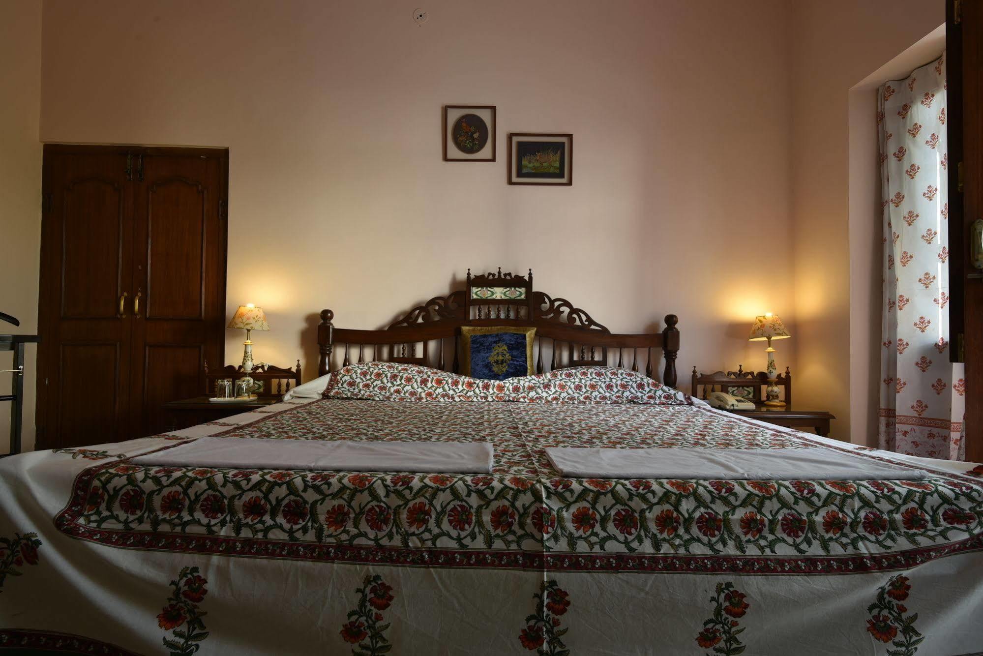 Rawla Rawatsar Bed and Breakfast Jaipur Exteriör bild